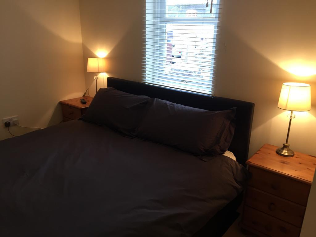 6 Varis Apartments Forres Luaran gambar