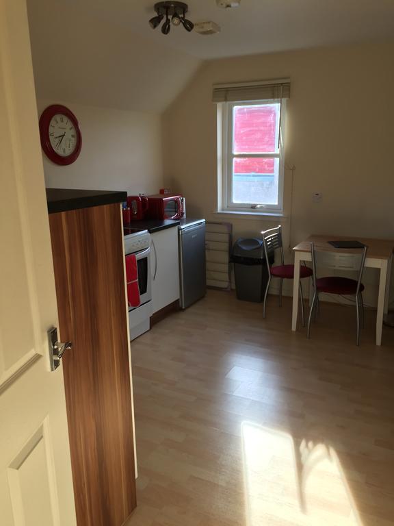 6 Varis Apartments Forres Luaran gambar