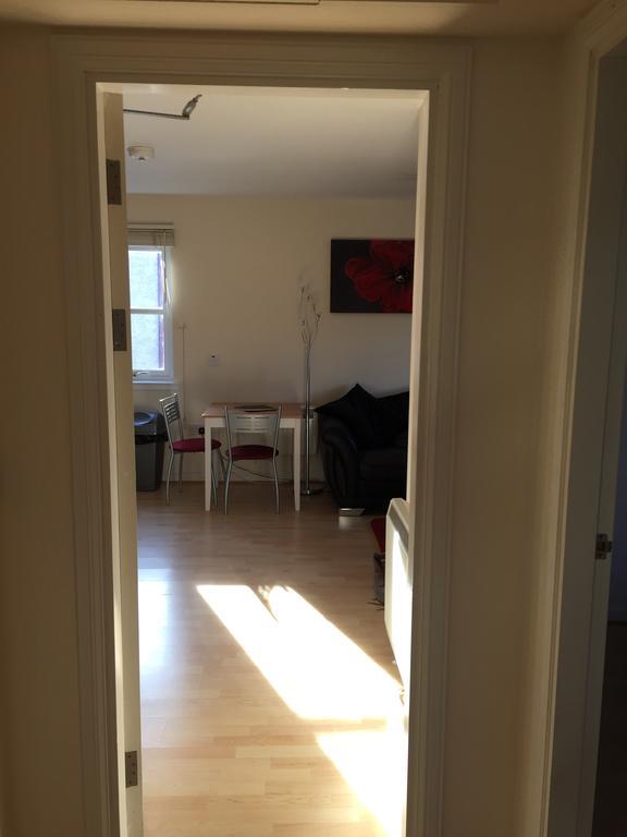 6 Varis Apartments Forres Luaran gambar