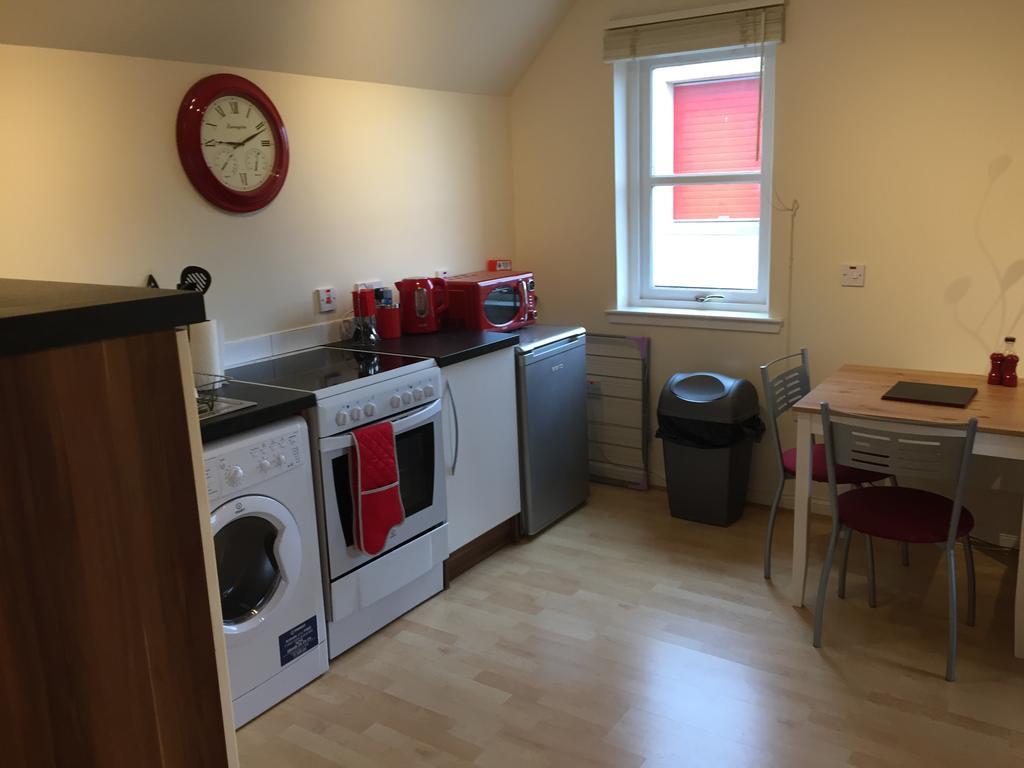 6 Varis Apartments Forres Luaran gambar